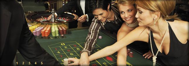 Women playing Blackjack - they look like card counters